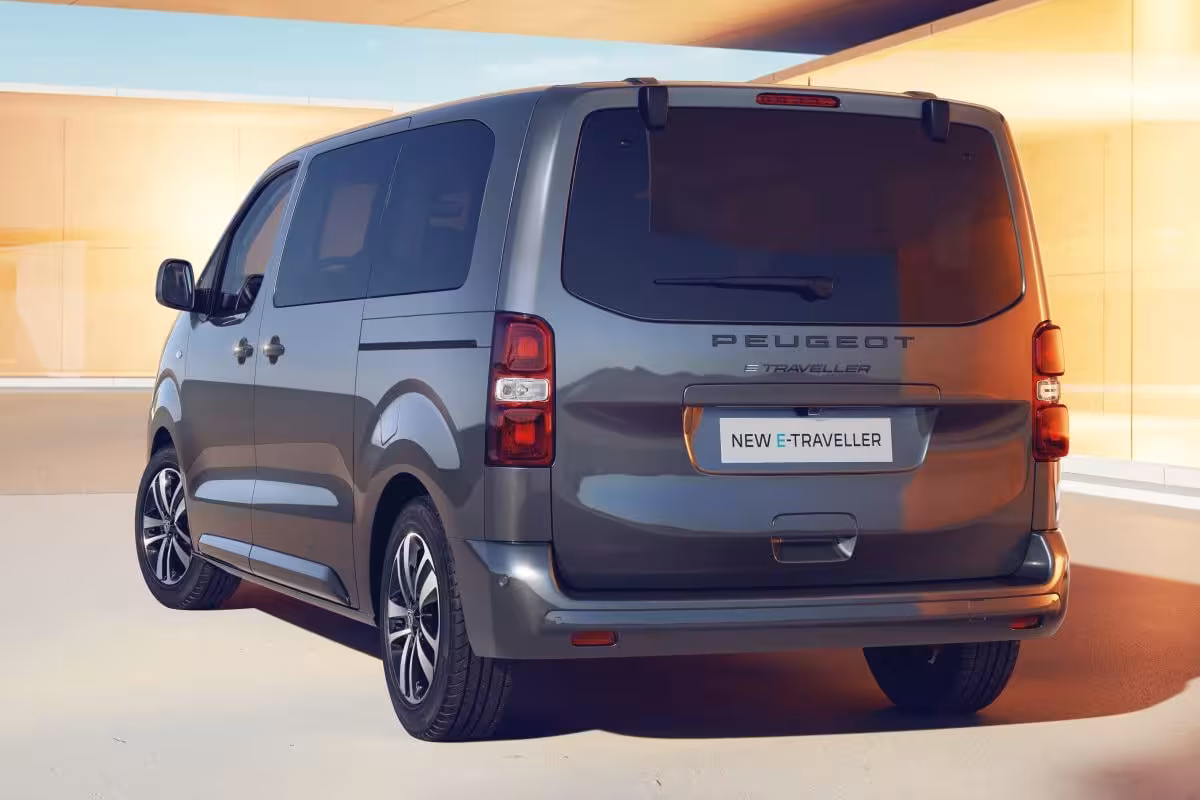 Peugeot e-Traveller