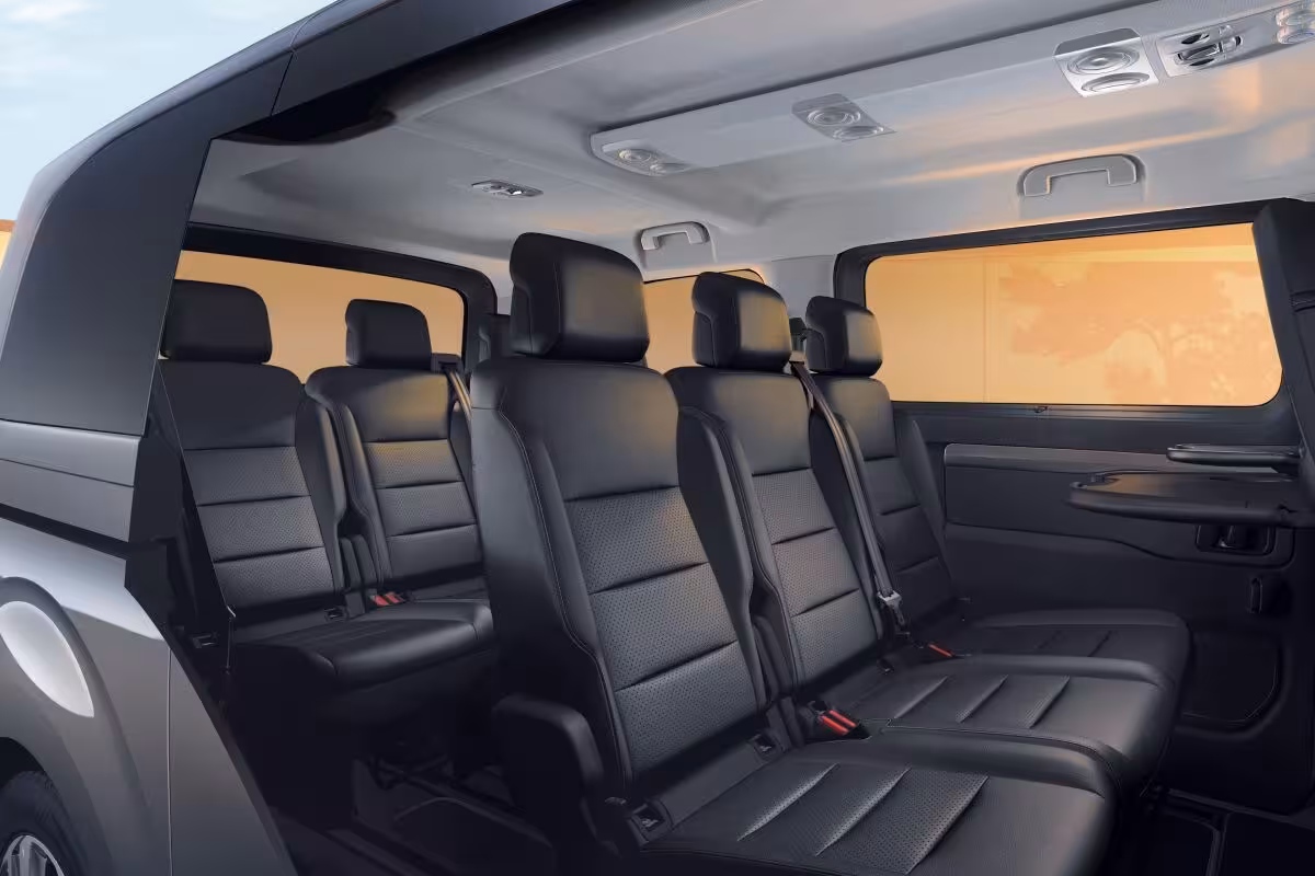 Peugeot e-Traveller