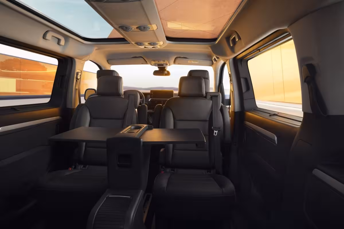 Peugeot e-Traveller