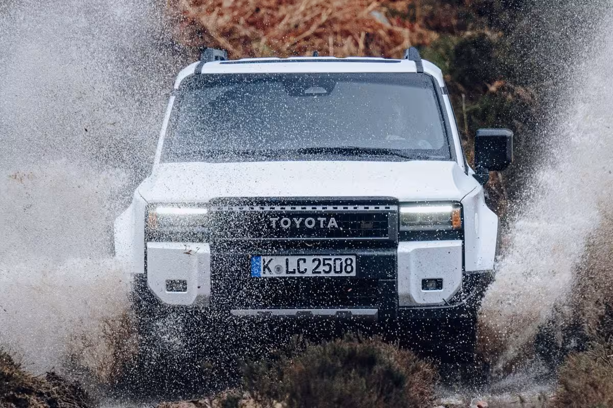 Toyota Land Cruiser 250