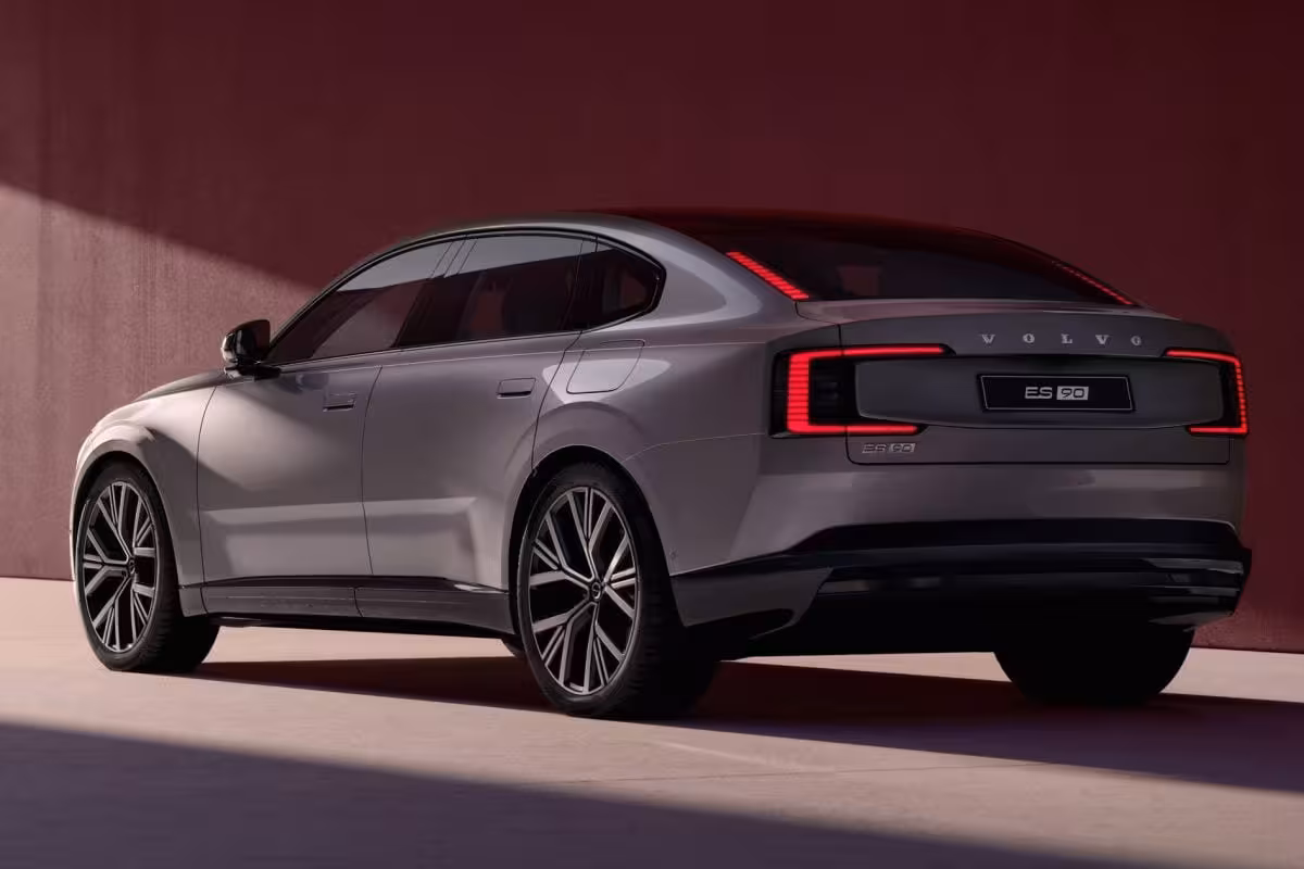Volvo ES90