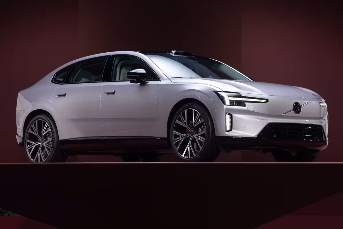 Volvo ES90