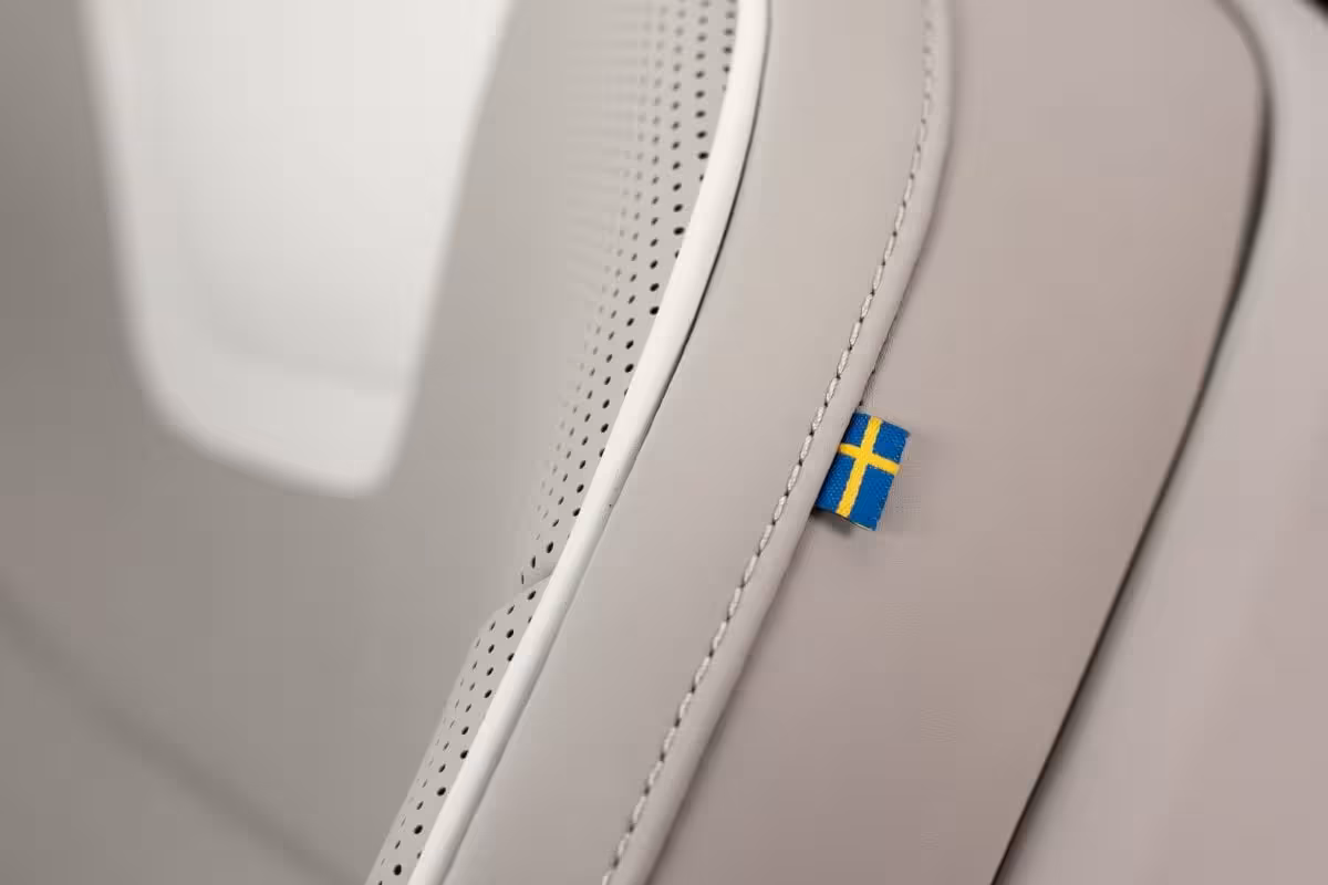 Volvo ES90
