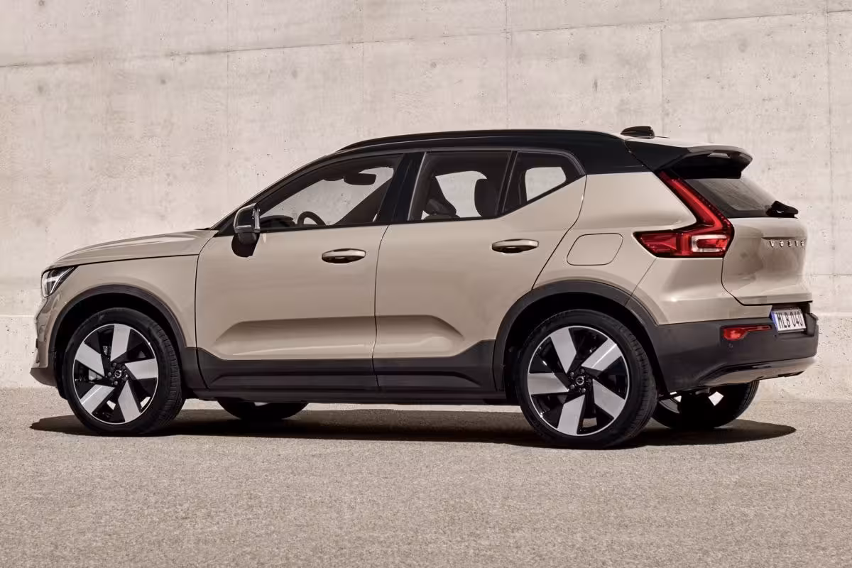 Volvo EX40