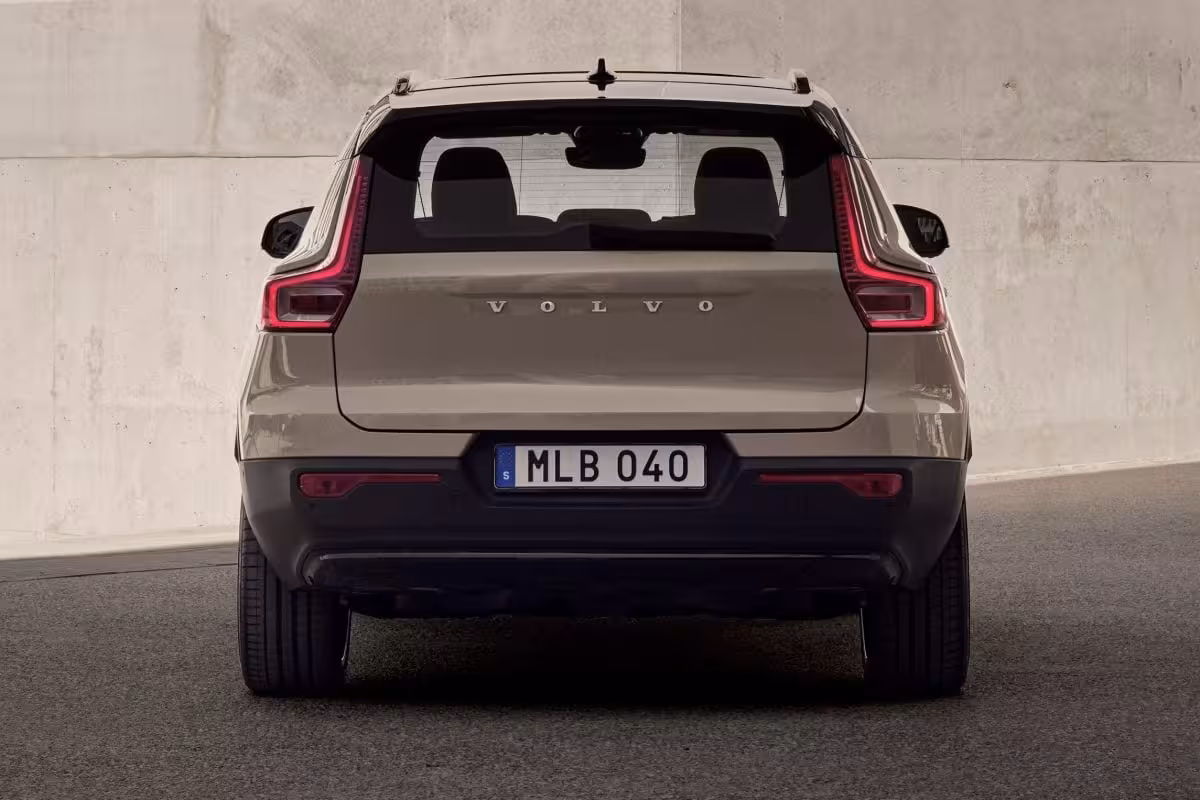 Volvo EX40