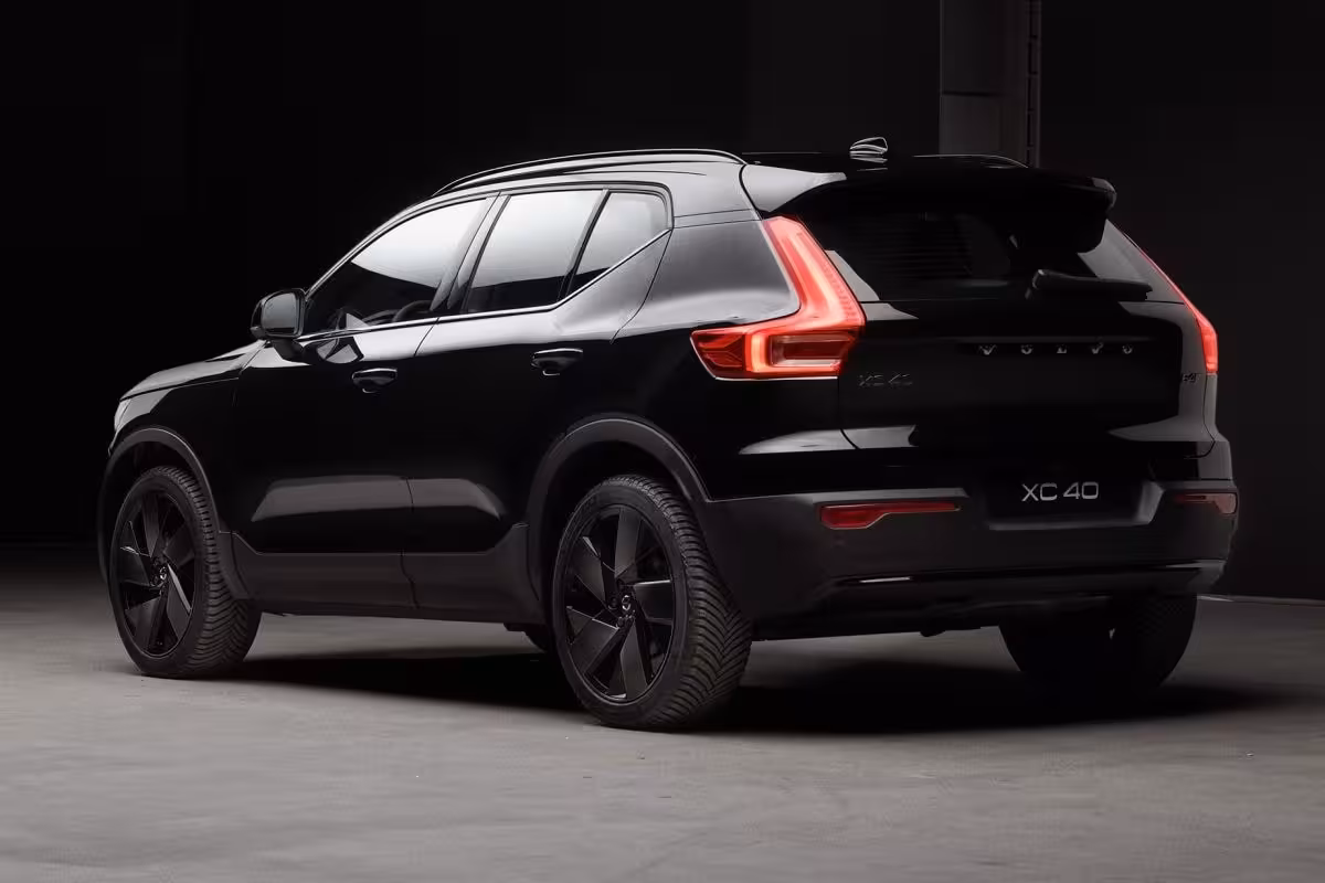 Volvo EX40