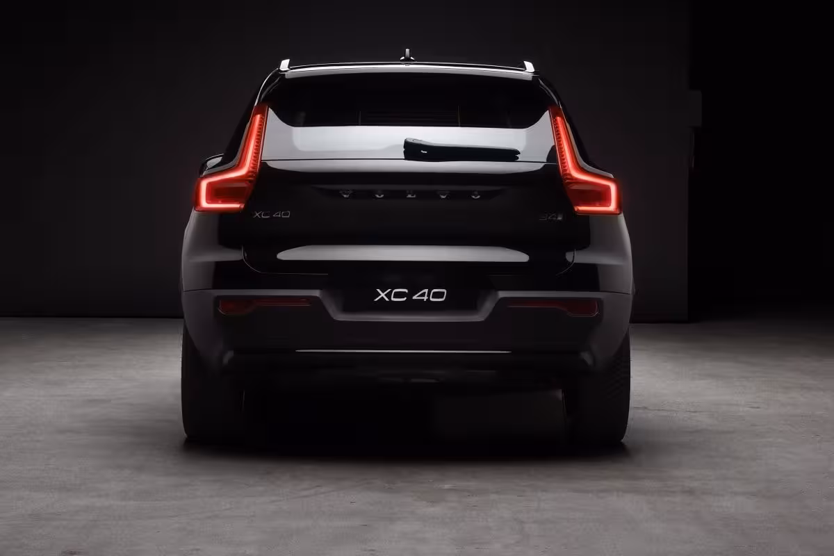 Volvo EX40