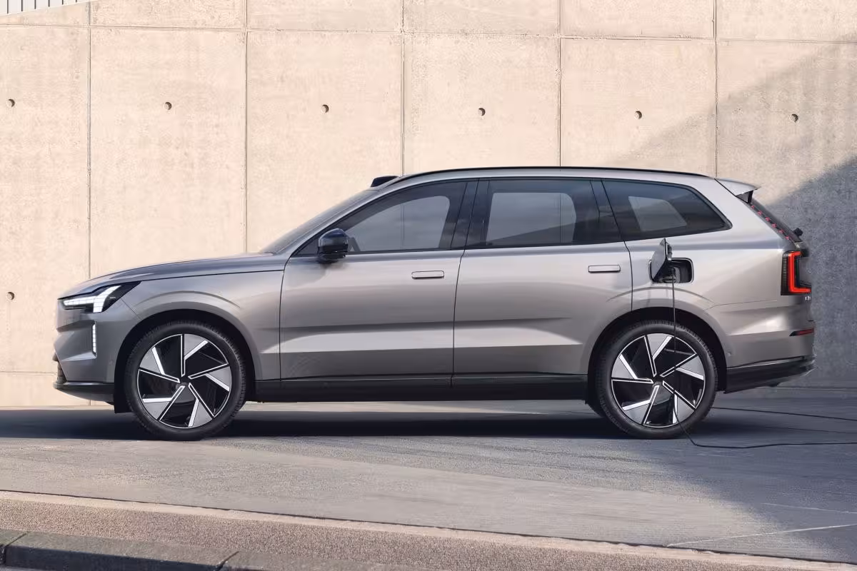 Volvo EX90