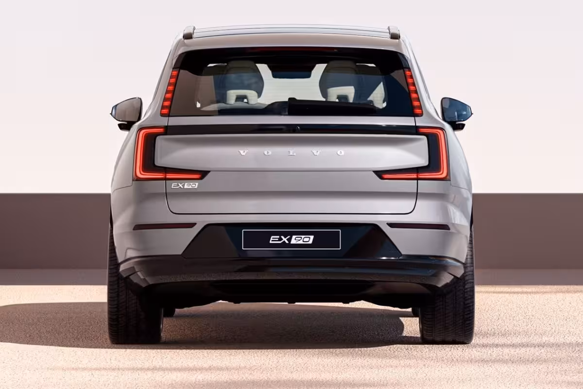 Volvo EX90