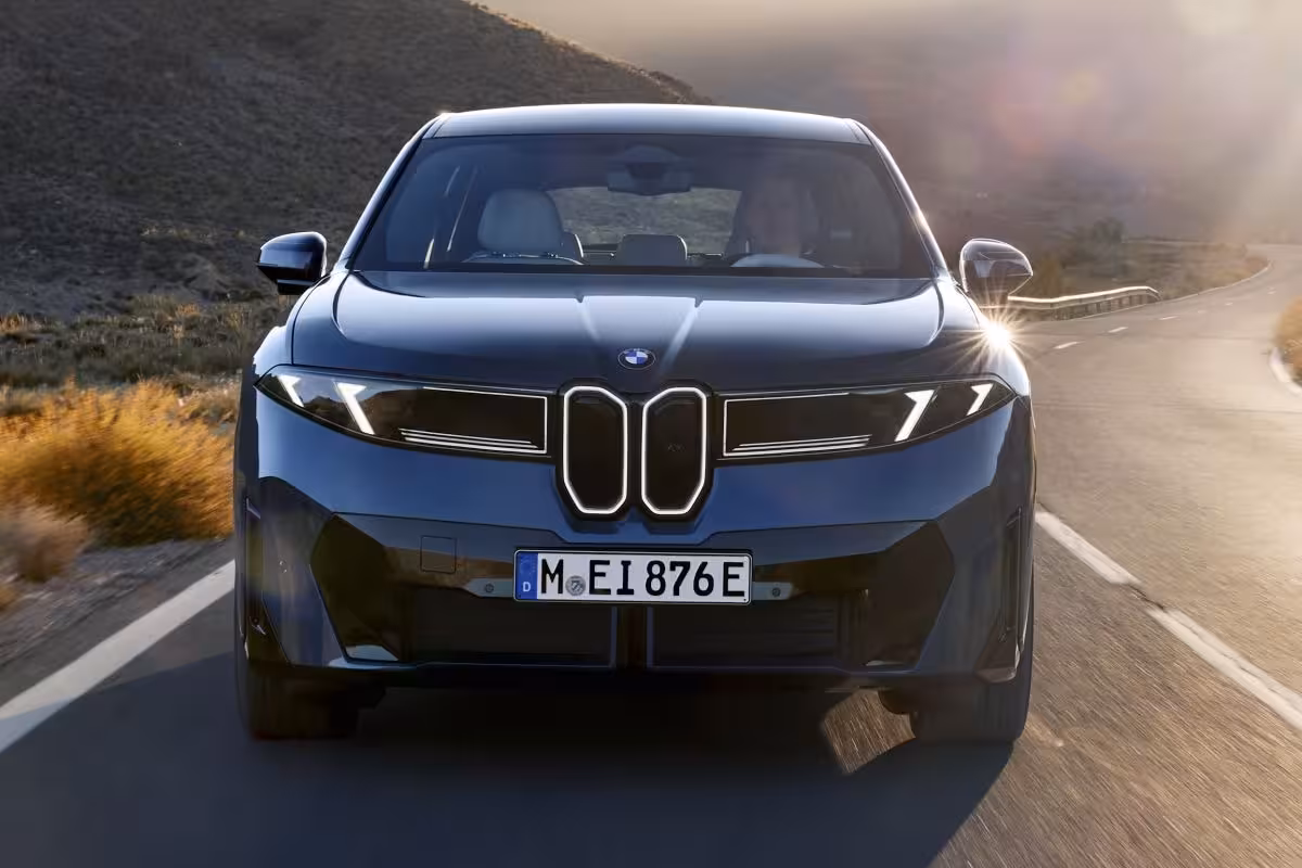 BMW iX3