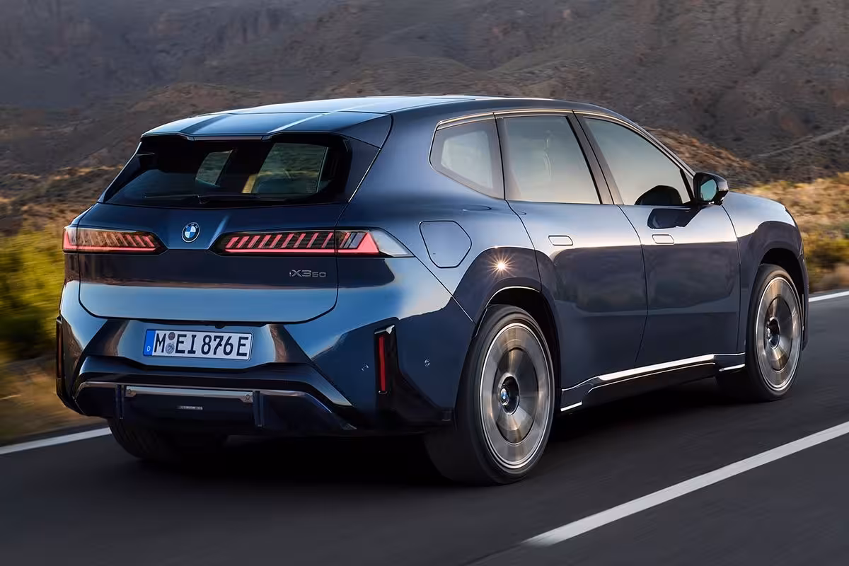BMW iX3