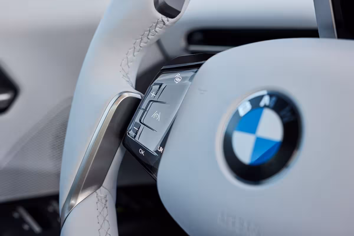 BMW iX3