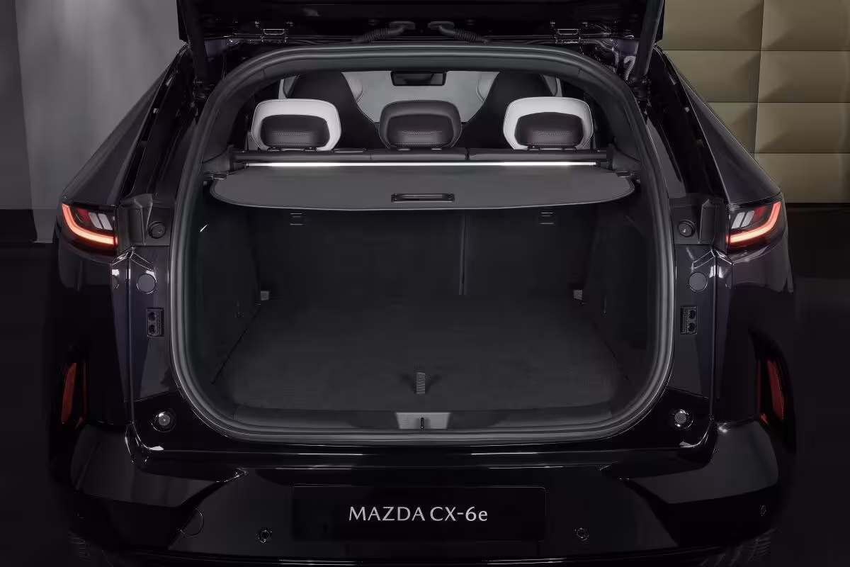 Mazda CX-6e