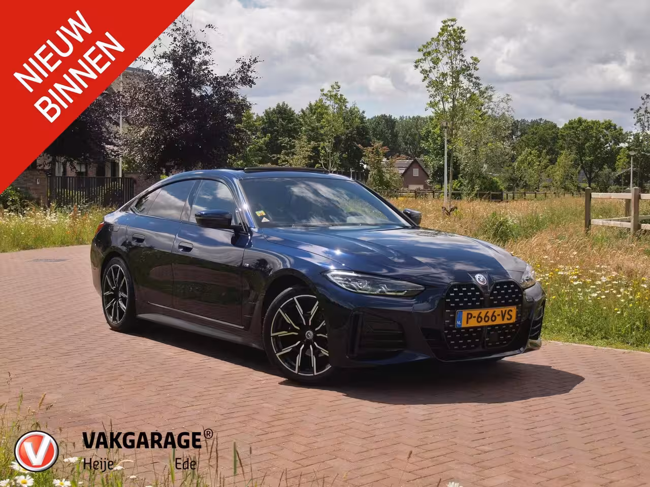 BMW 4-serie Gran Coupé 420i Business Edition Plus | M-Pakket | Panoramadak | Camera | Sfeerverlichting | Leer |