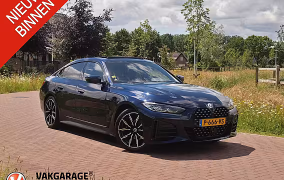 BMW 4-serie Gran Coupé 420i Business Edition Plus | M-Pakket | Panoramadak | Camera | Sfeerverlichting | Leer |