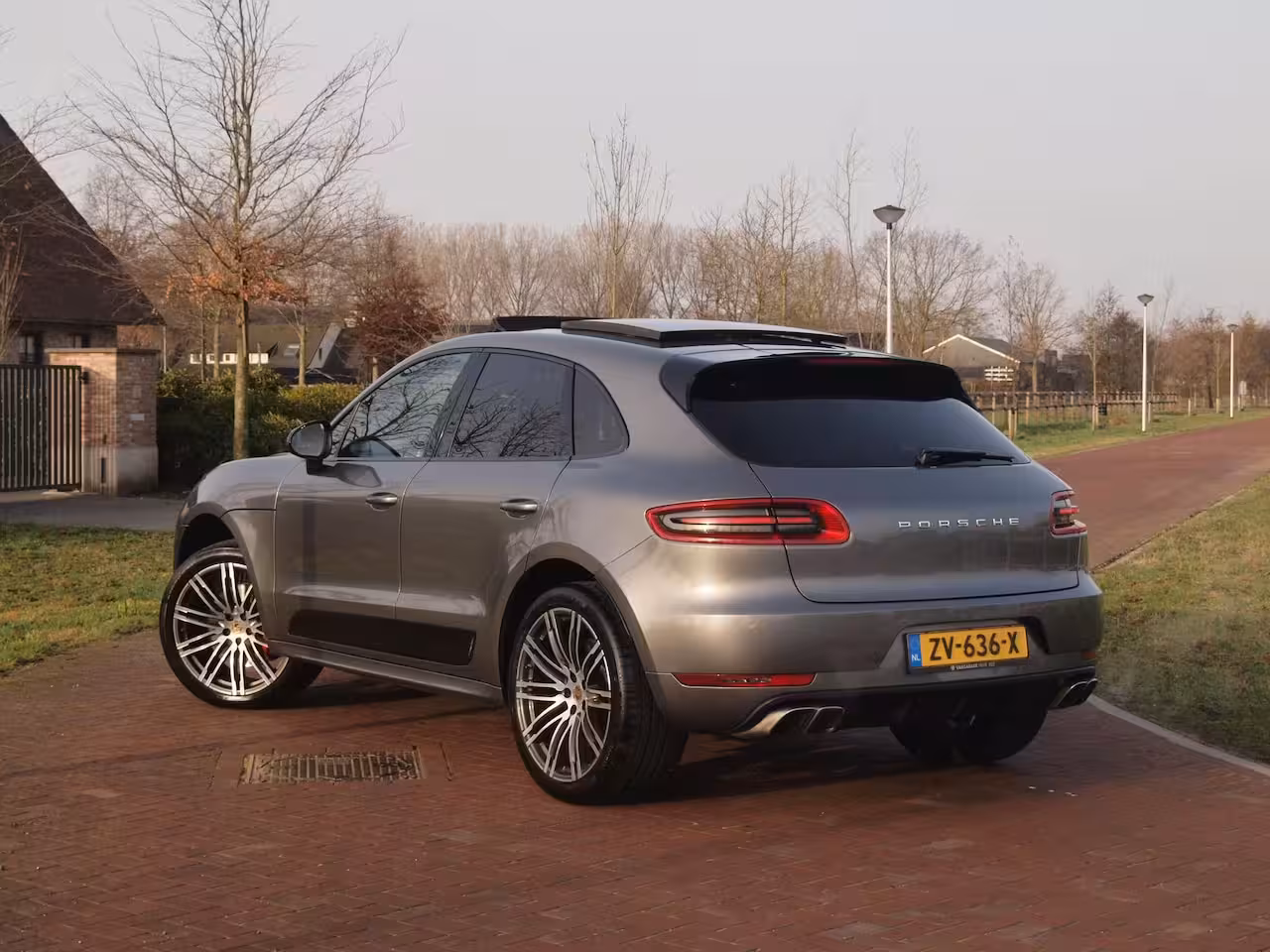 Porsche Macan 3.6 Turbo 400PK | Panoramadak | BOSE | Stoelmemory | Leer | 21 inch |