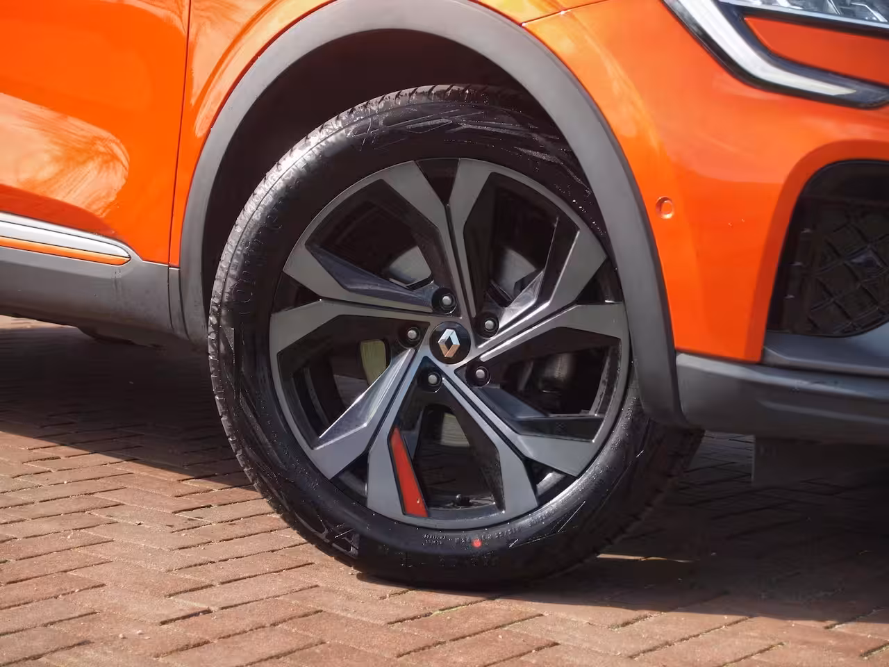 Renault Arkana 1.6 E-Tech Hybrid 145 R.S. Line | Camera | Cruise Control | Stoel/Stuurverwarming | NL-Aut