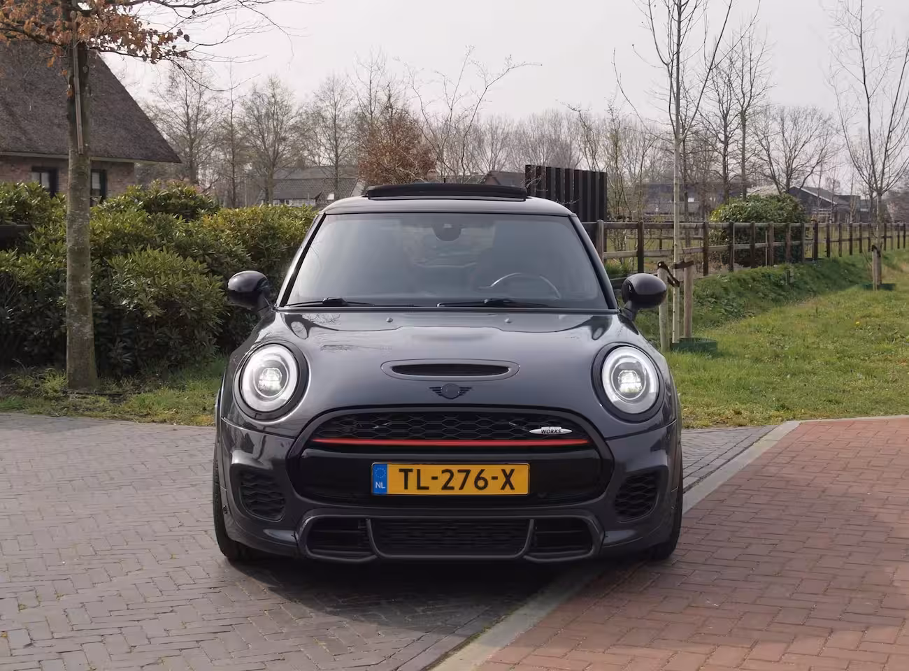 Mini 3-Deurs 2.0 John Cooper Works Chili | 231 PK | Panoramadak | Head-Up Display | Harman Kardon | Cam