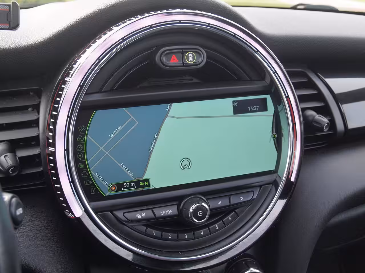 Mini 3-Deurs 2.0 John Cooper Works Chili | 231 PK | Panoramadak | Head-Up Display | Harman Kardon | Cam