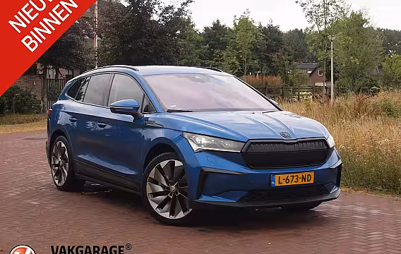 Skoda Enyaq iV 80 First Edition | SOH 90% | Camera | Trekhaak | Leer | Warmtepomp | Sfeerverlichting | Ap