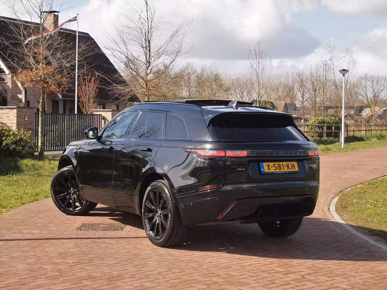 Land Rover Range Rover Velar 2.0 I4 Turbo AWD S | Panoramadak | 360 Camera | Meridian Surround | Apple Carplay |