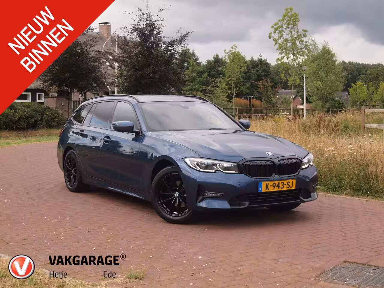 BMW 3-serie Touring 318i High Executive | Camera | Sfeerverlichting | Apple Carplay | LED-Laser | NL-Auto |