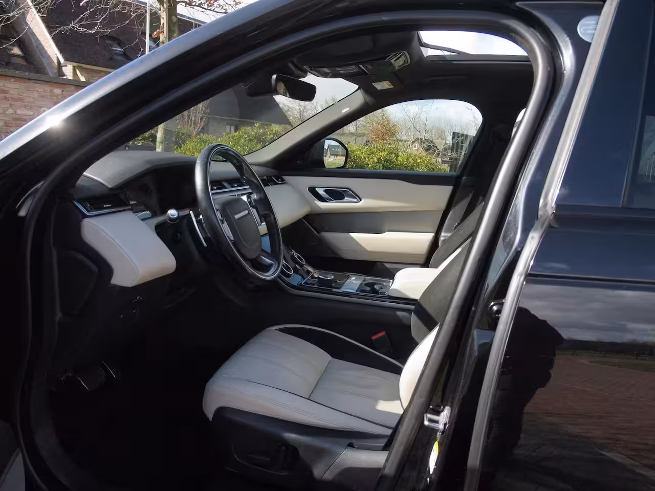 Land Rover Range Rover Velar 2.0 I4 Turbo AWD S | Panoramadak | 360 Camera | Meridian Surround | Apple Carplay |