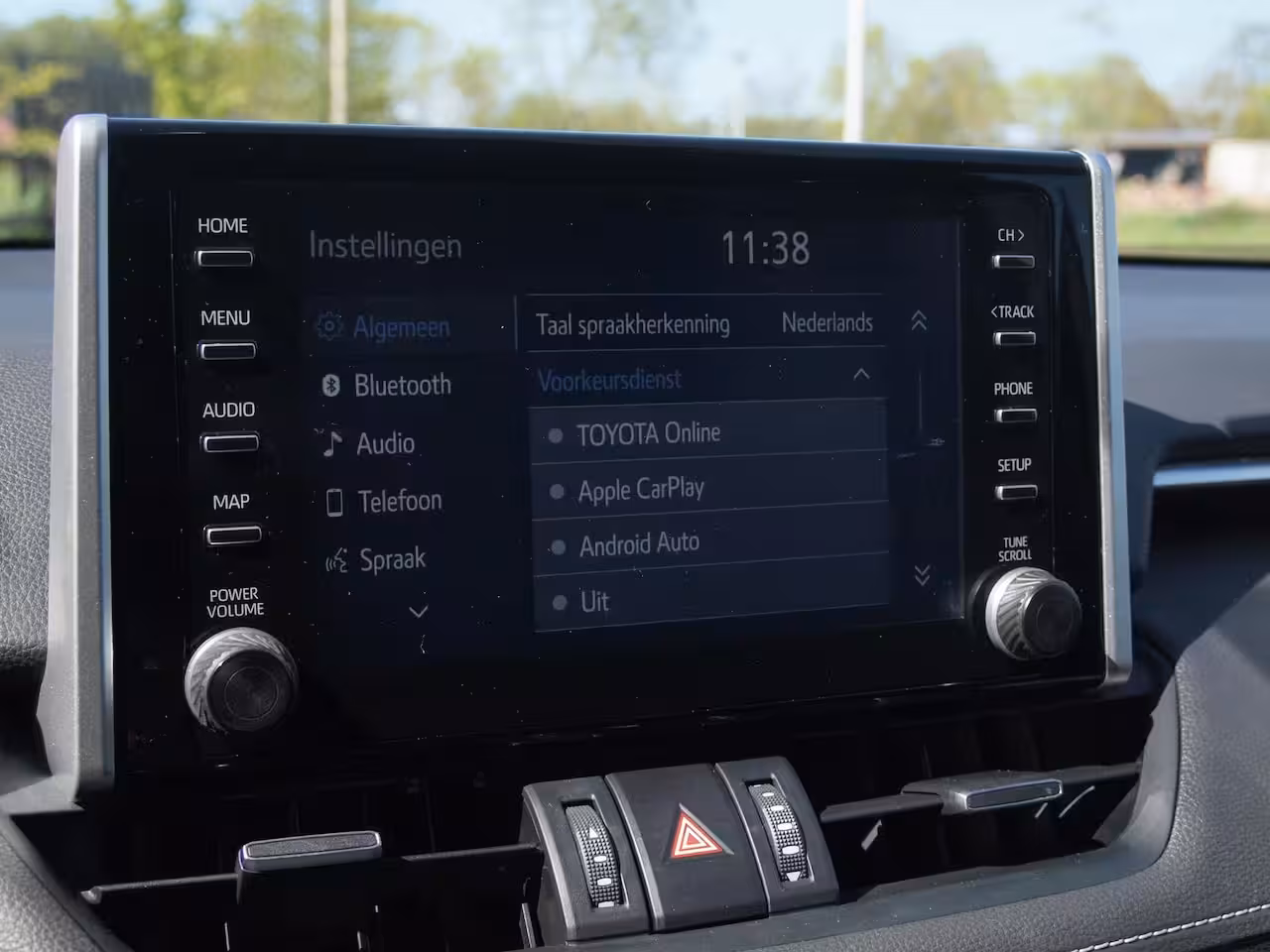 Toyota RAV4 2.5 Hybrid AWD Active | Camera | Trekhaak 1650 trek gewicht | Apple Carplay | Navi | Cruis