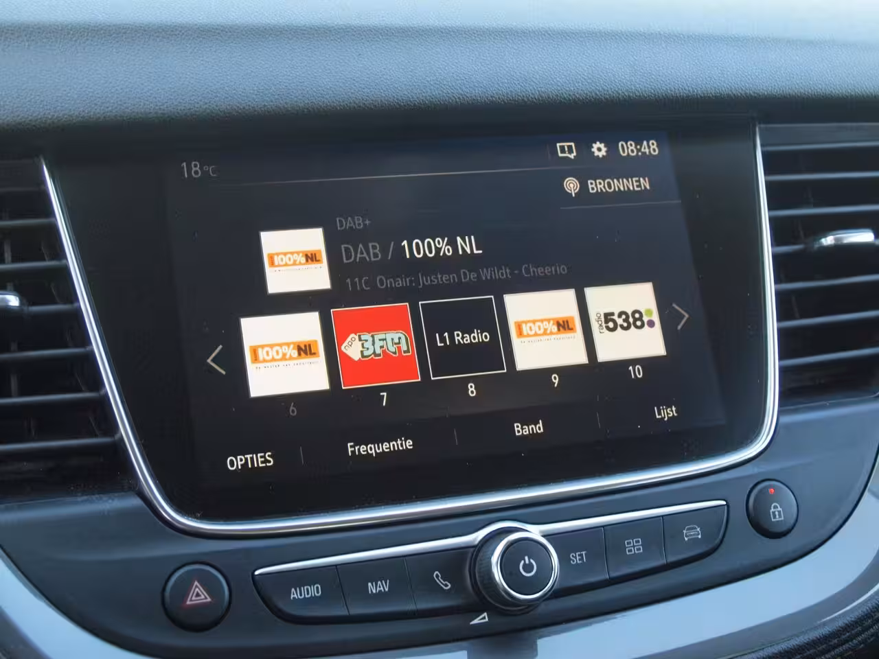 Opel Grandland X 1.2 Turbo Ultimate | Apple Carplay | Cruise Control | Parkeersensoren | Leder-pakket |