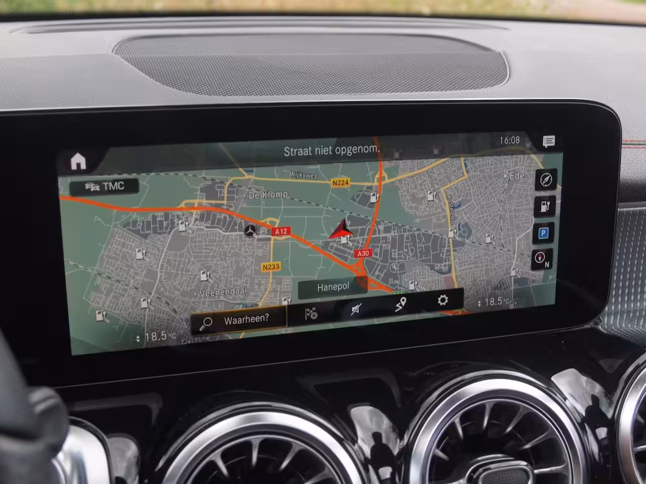 Mercedes-Benz EQB 250 AMG Line 7 Persoons 67 kWh | SOH 94% | Panoramadak | 360 Camera | Burmester | Apple Ca