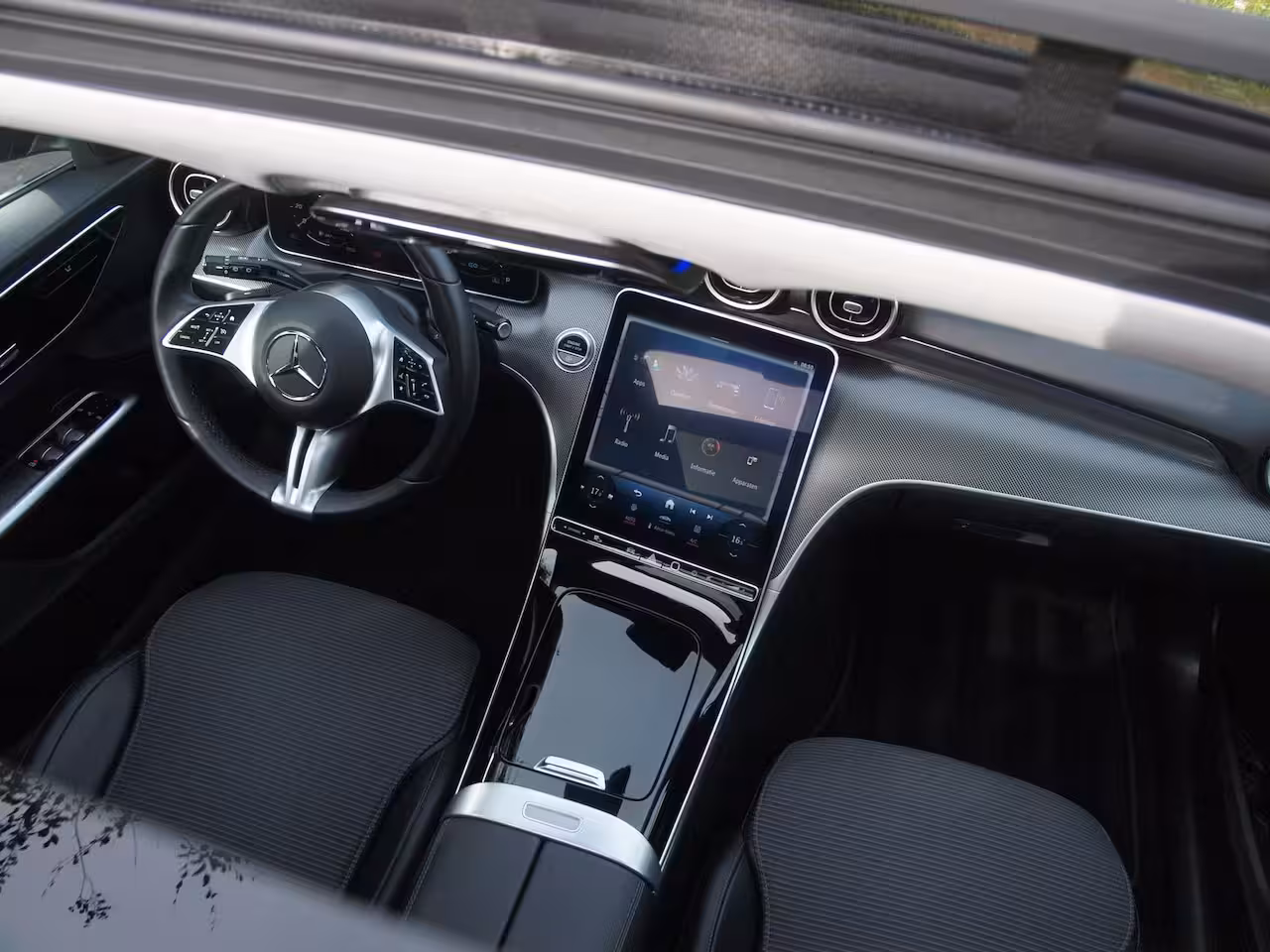 Mercedes-Benz C-klasse Estate 200 Launch Edition Luxury Line | Panoramadak | Burmester Audio | Camera | Sfeerverlichting