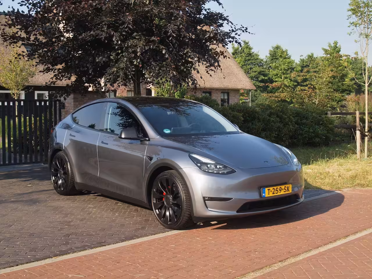 Tesla Model Y Performance AWD 75 kWh | SOH 94% | Panoramadak | Trekhaak | 360 Camera | Full Self Driving