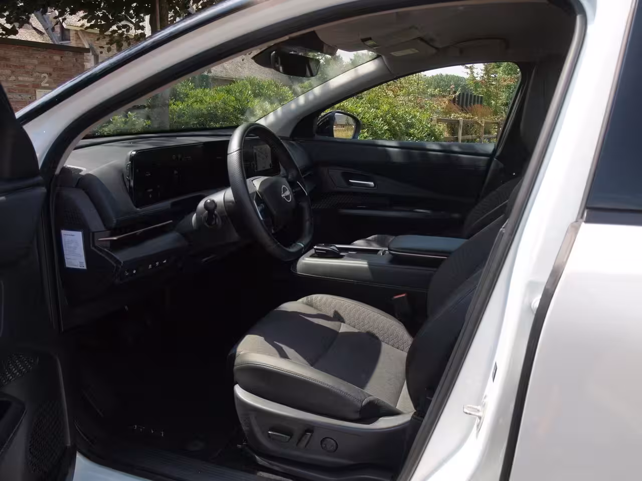 Nissan Ariya Advance 66 kWh | 360 Camera | Warmtepomp | DAB | Navi | NL-Auto |