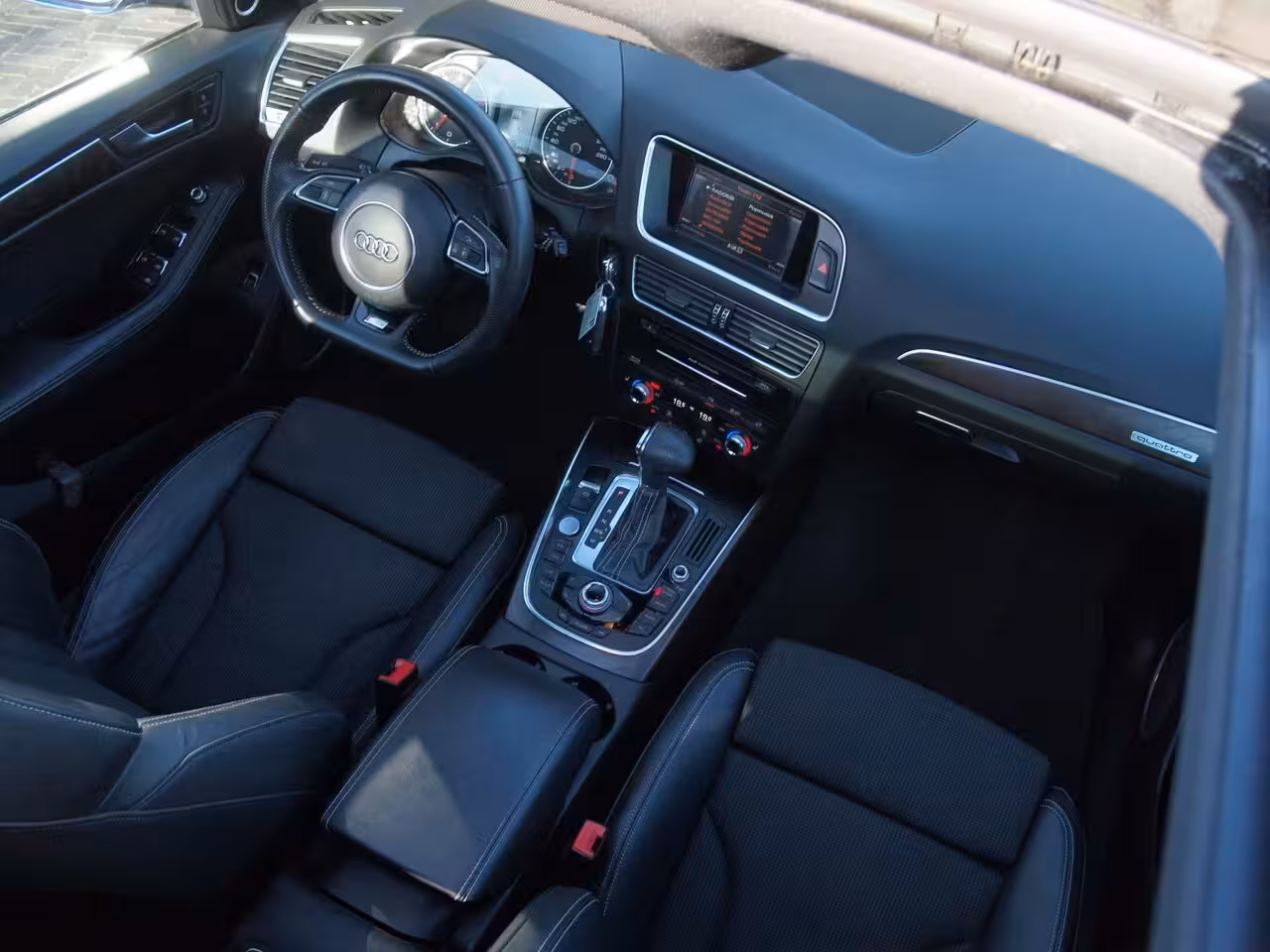 Audi Q5 2.0 TFSI quattro Sport Edition | Panoramadak | Trekhaak | Bang & Olufsen | Apple Carplay |