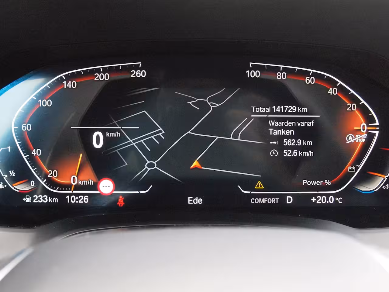 BMW 3-serie Touring 318i High Executive | Camera | Sfeerverlichting | Apple Carplay | LED-Laser | NL-Auto |