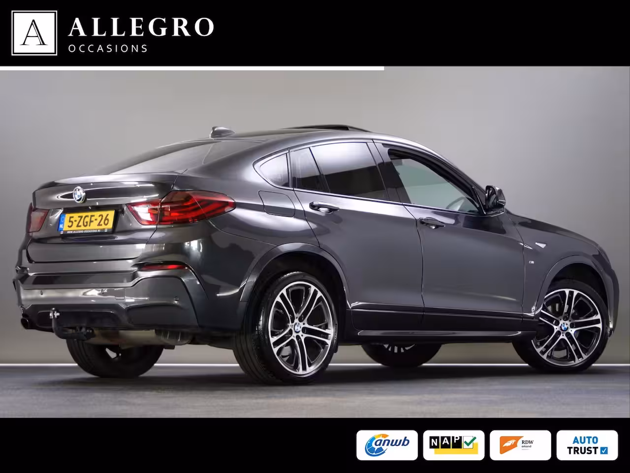BMW X4 XDrive20i High Executive M-Sport (SCHUIF-/KANTELDAK, ACHTERUITRIJCAMERA, TREKHAAK, NAVIGAT