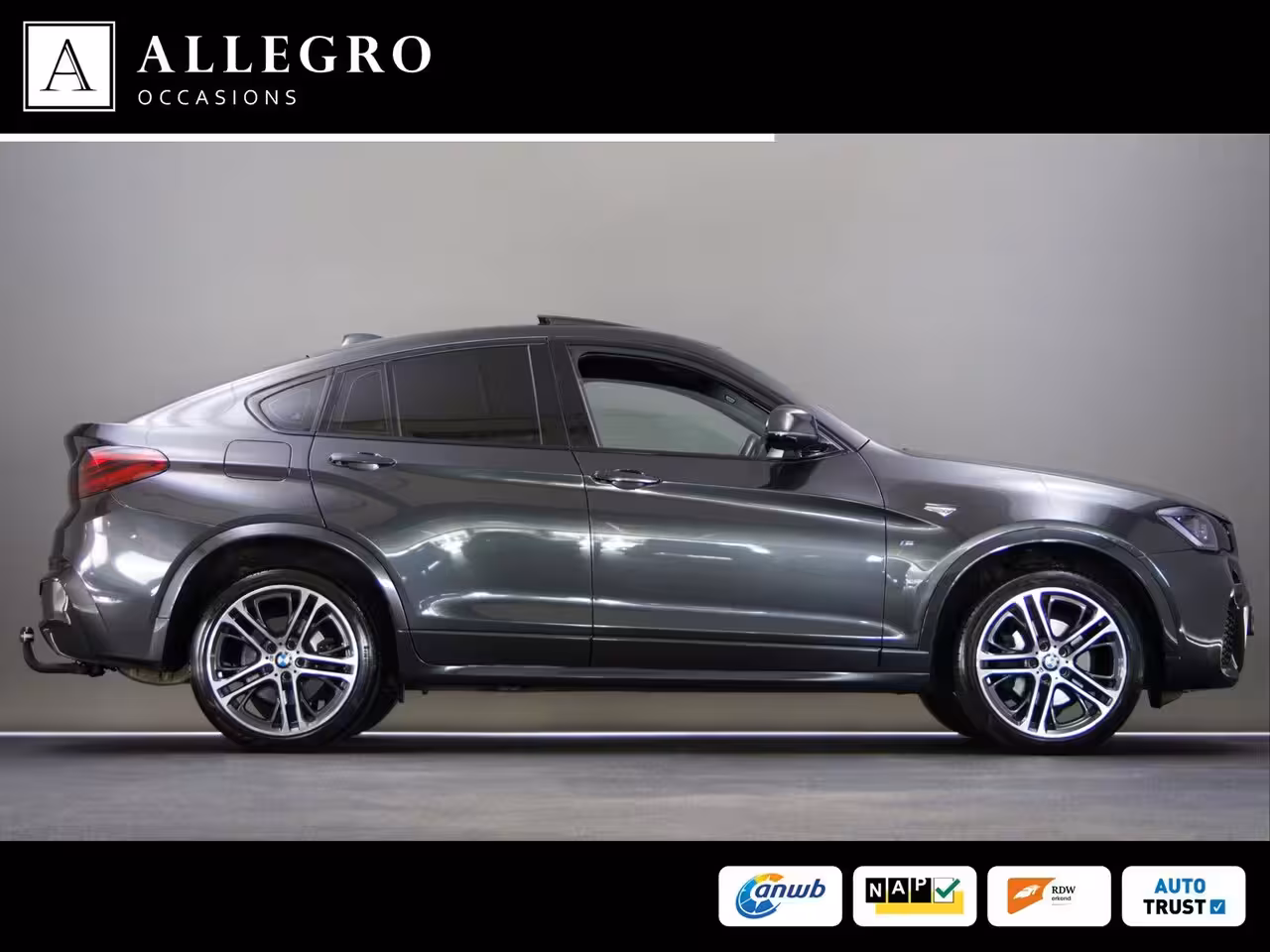 BMW X4 XDrive20i High Executive M-Sport (SCHUIF-/KANTELDAK, ACHTERUITRIJCAMERA, TREKHAAK, NAVIGAT