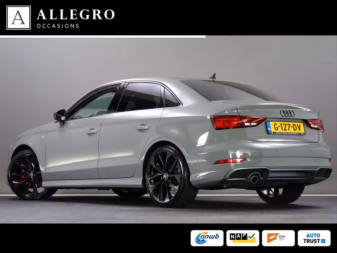 Audi A3 Limousine 30 TFSI Sport S-Line Edition (CRUISE CONTROL, CLIMATE CONTROL, NAVIGATIESYSTEEM, SPORTSTOE
