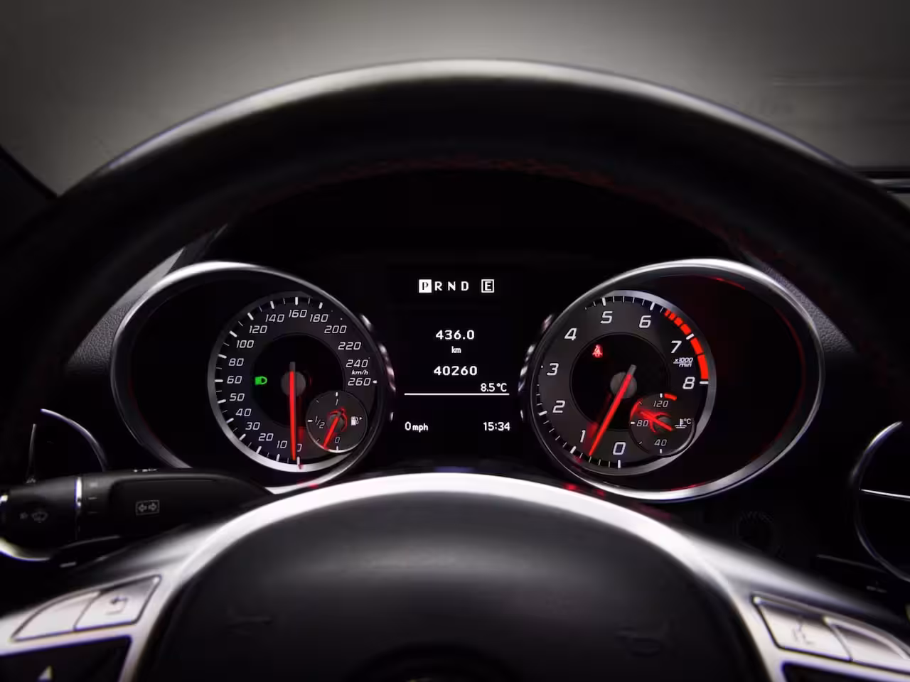 Mercedes-Benz SLK-klasse 200 AMG-Line (SFEERVERLICHTING, STOEL- & NEKVERWARMING, NAVIGATIESYSTEEM, CRUISE CONTROL,