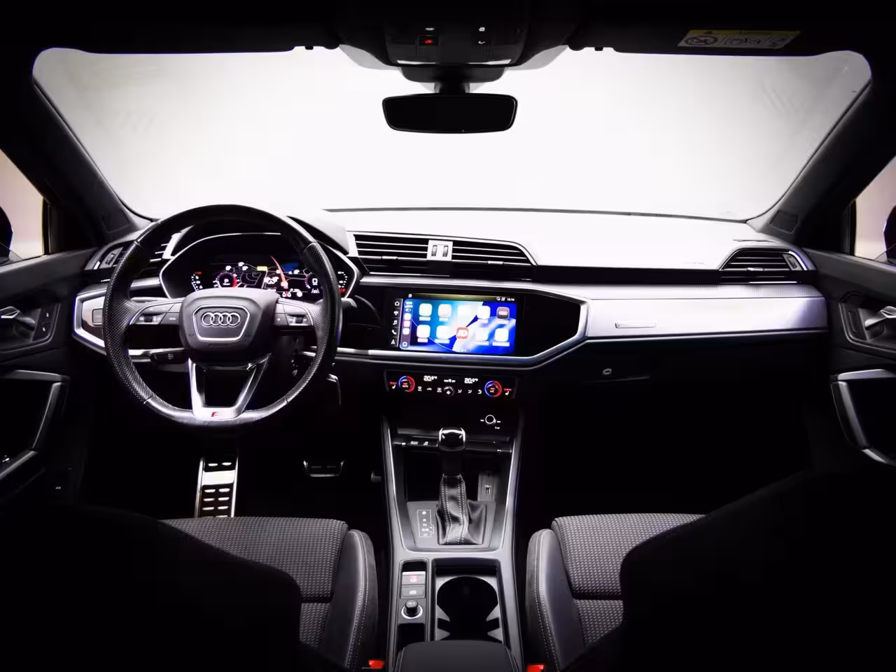 Audi Q3 Sportback 35 TFSI S-Line Edition Competition (APPLE CARPLAY/ANDROID AUTO, STOELVERWARMING, LED-MATRI