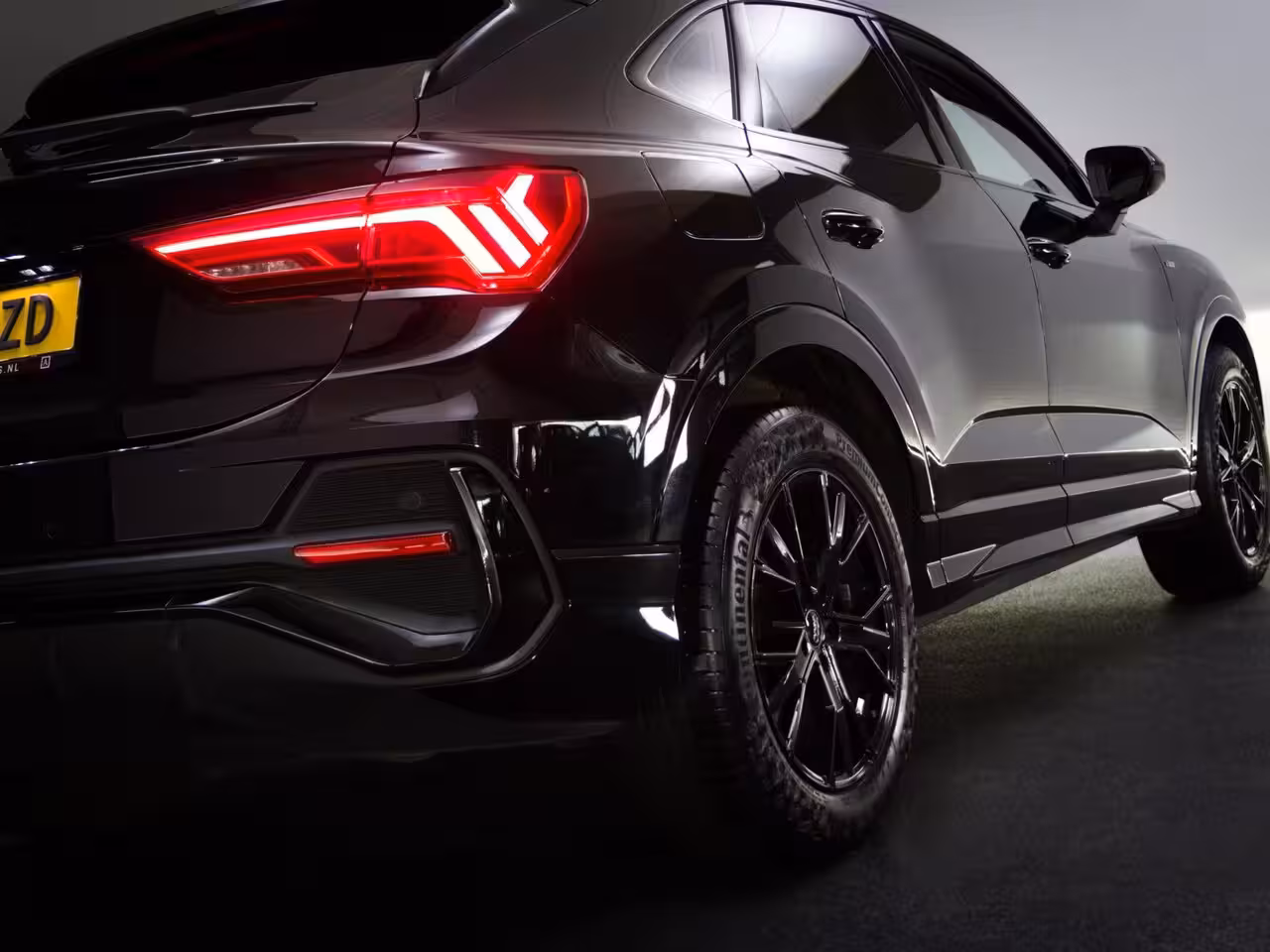 Audi Q3 Sportback 35 TFSI S-Line Edition Competition (APPLE CARPLAY/ANDROID AUTO, STOELVERWARMING, LED-MATRI