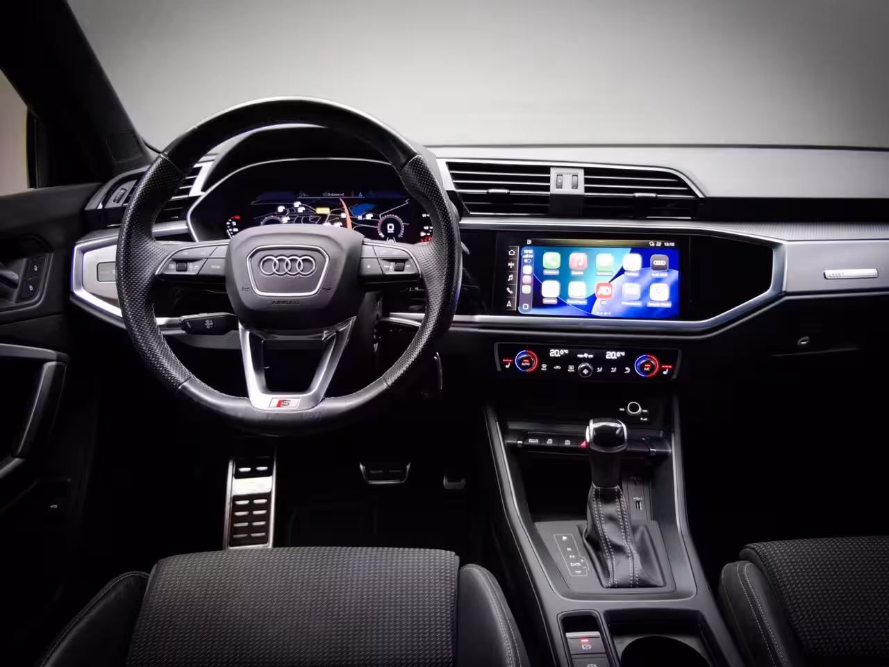 Audi Q3 Sportback 35 TFSI S-Line Edition Competition (APPLE CARPLAY/ANDROID AUTO, STOELVERWARMING, LED-MATRI