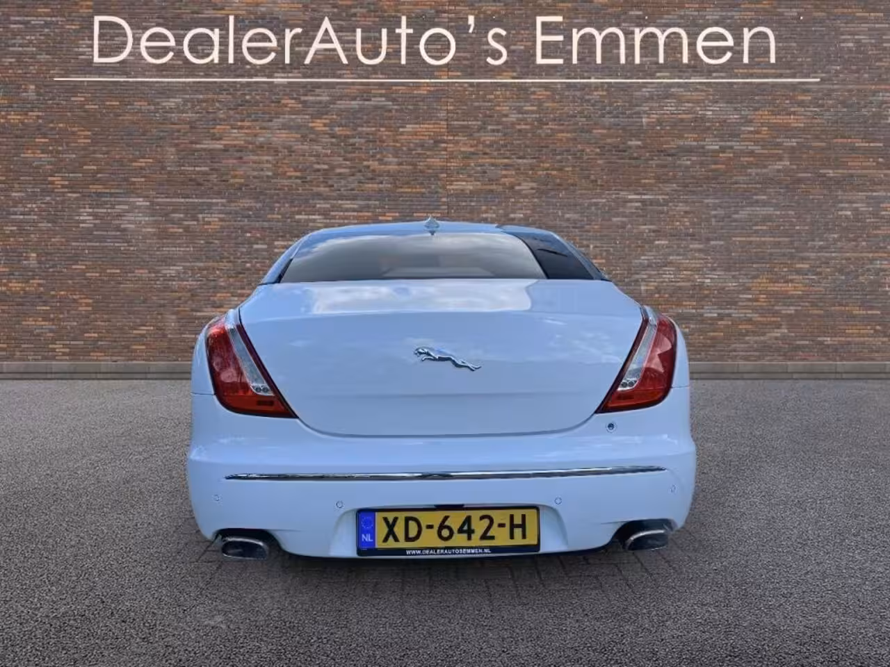 Jaguar XJ 3.0 V6 341 PK SC AWD LEDER SCHUIFDAK LMV NAVIGATIE CRUISE