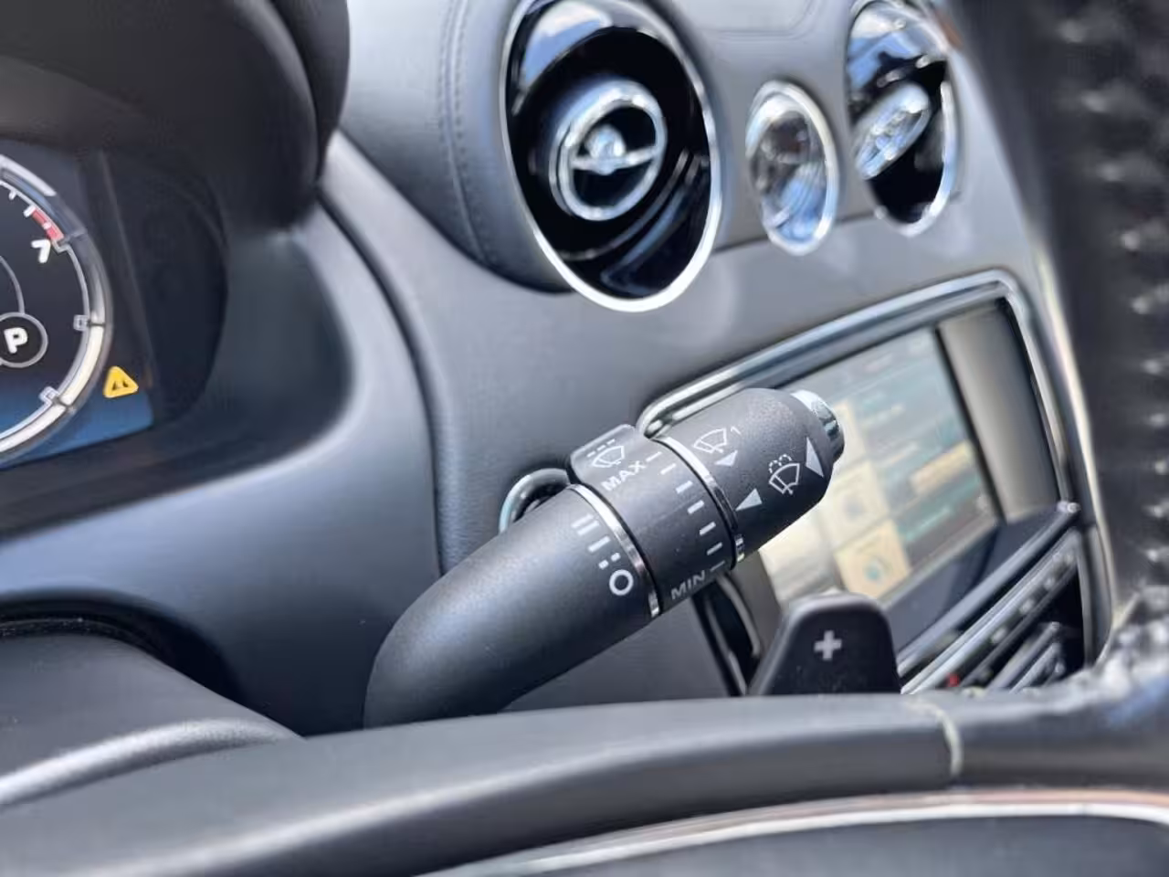 Jaguar XJ 3.0 V6 341 PK SC AWD LEDER SCHUIFDAK LMV NAVIGATIE CRUISE