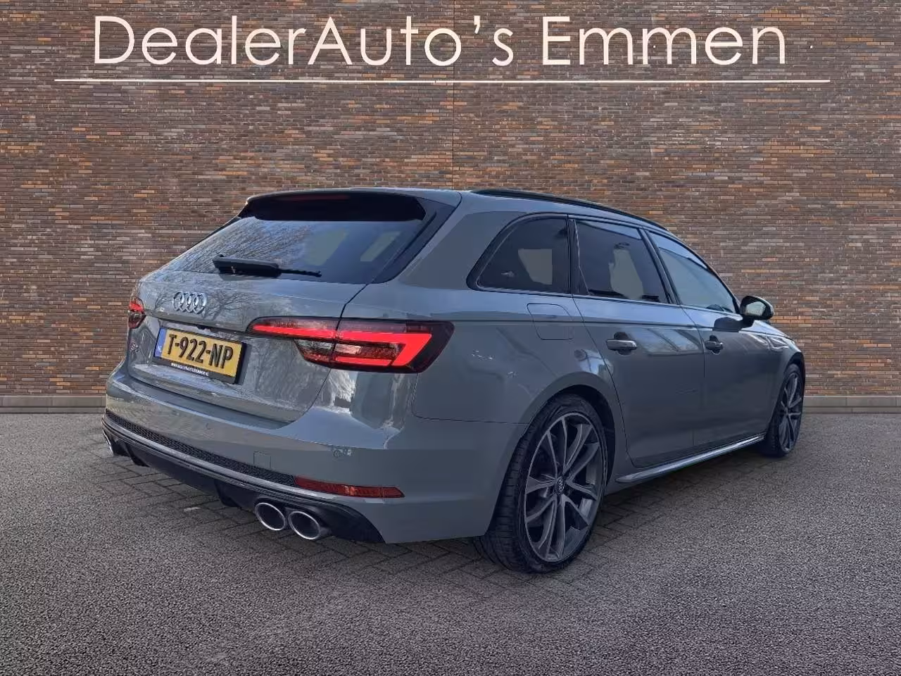 Audi S4 Avant 3.0 TDI S4 quattro A4 Avant 3.0 TDI S4 quattro