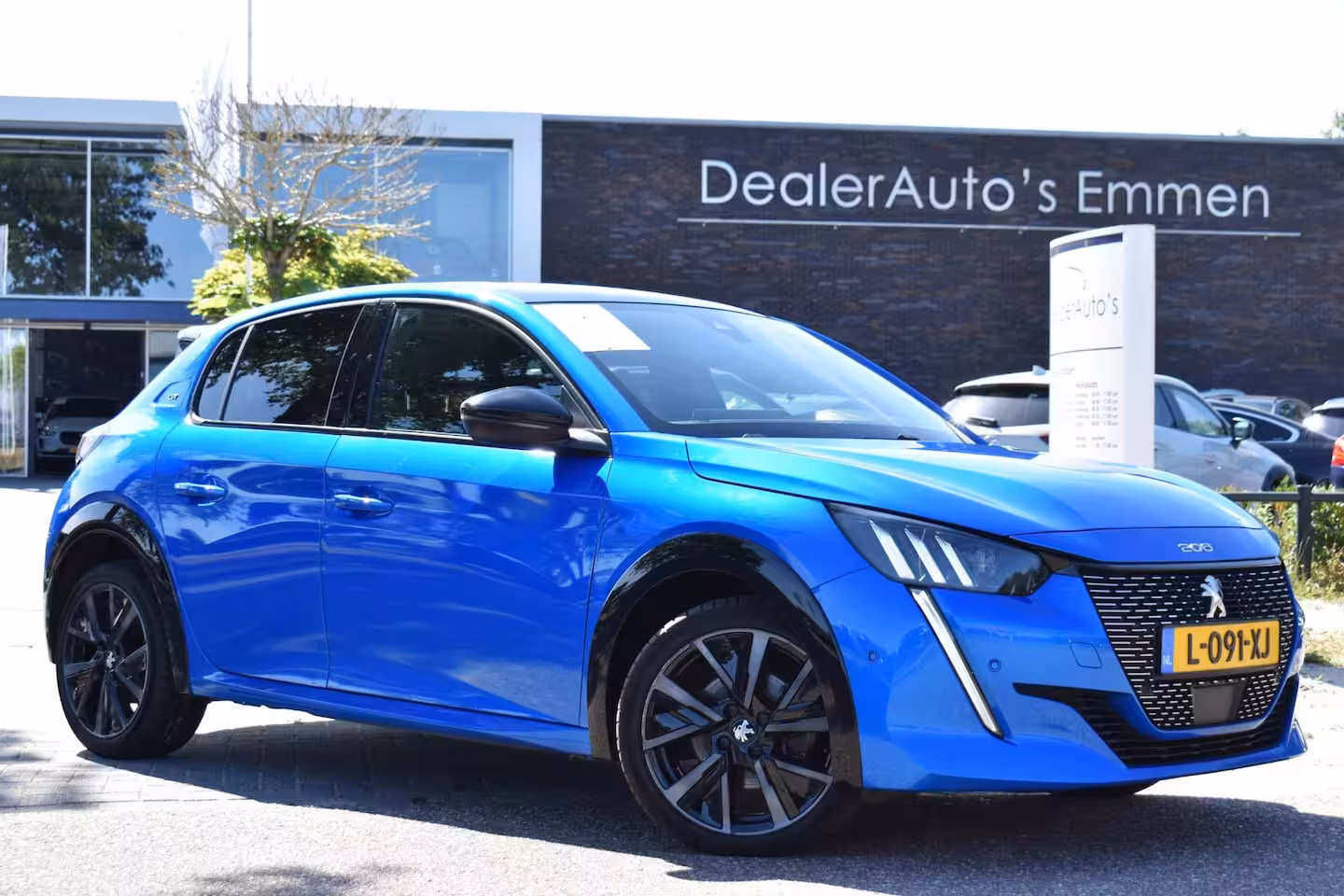 Peugeot 208 1.2GT-LINE nieuwe riem PANODAK LEDER