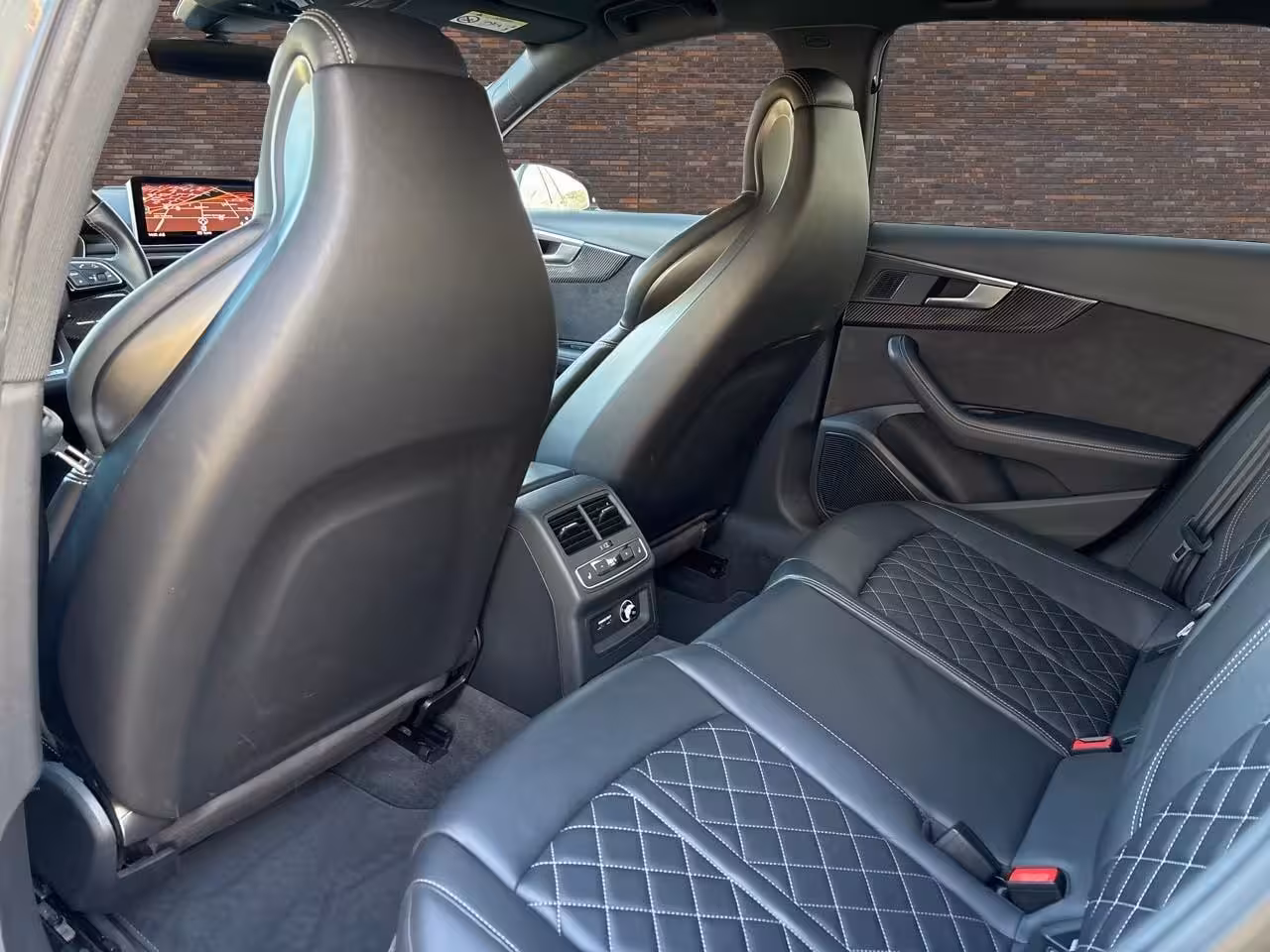 Audi S4 Avant 3.0 TDI S4 quattro A4 Avant 3.0 TDI S4 quattro