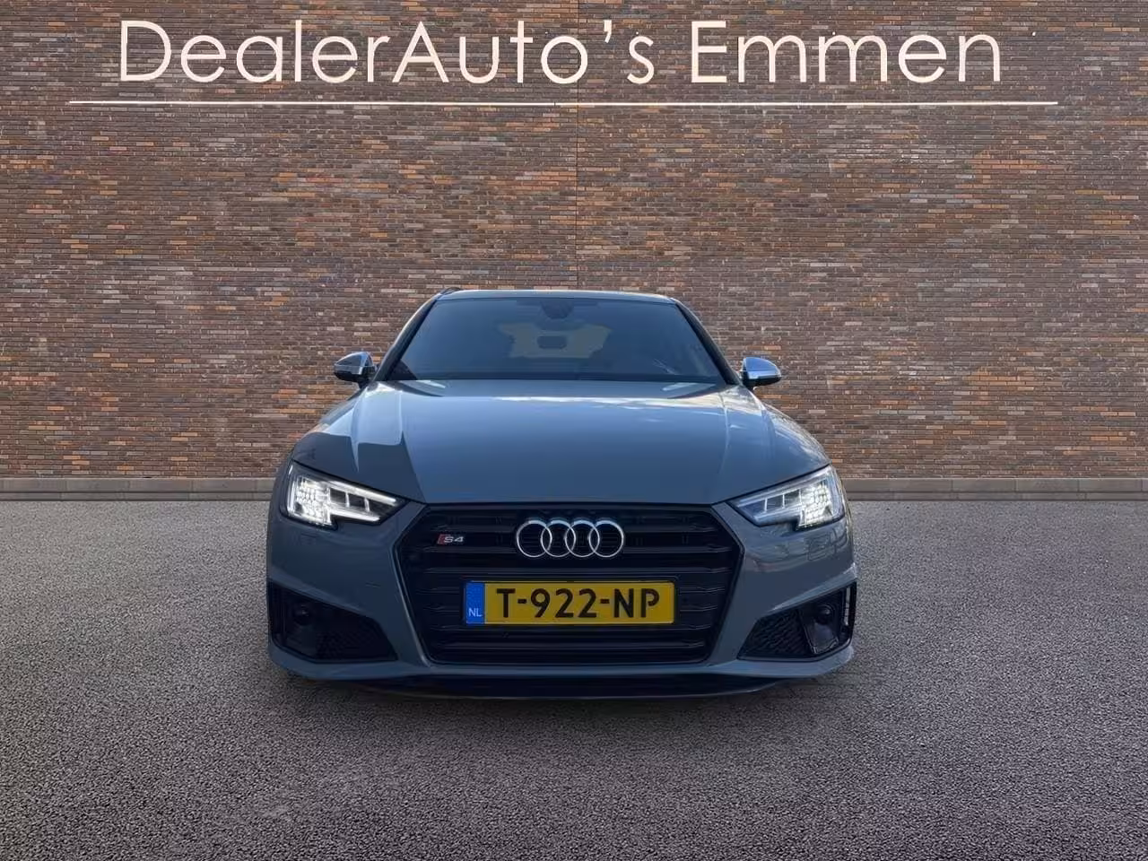 Audi S4 Avant 3.0 TDI S4 quattro A4 Avant 3.0 TDI S4 quattro