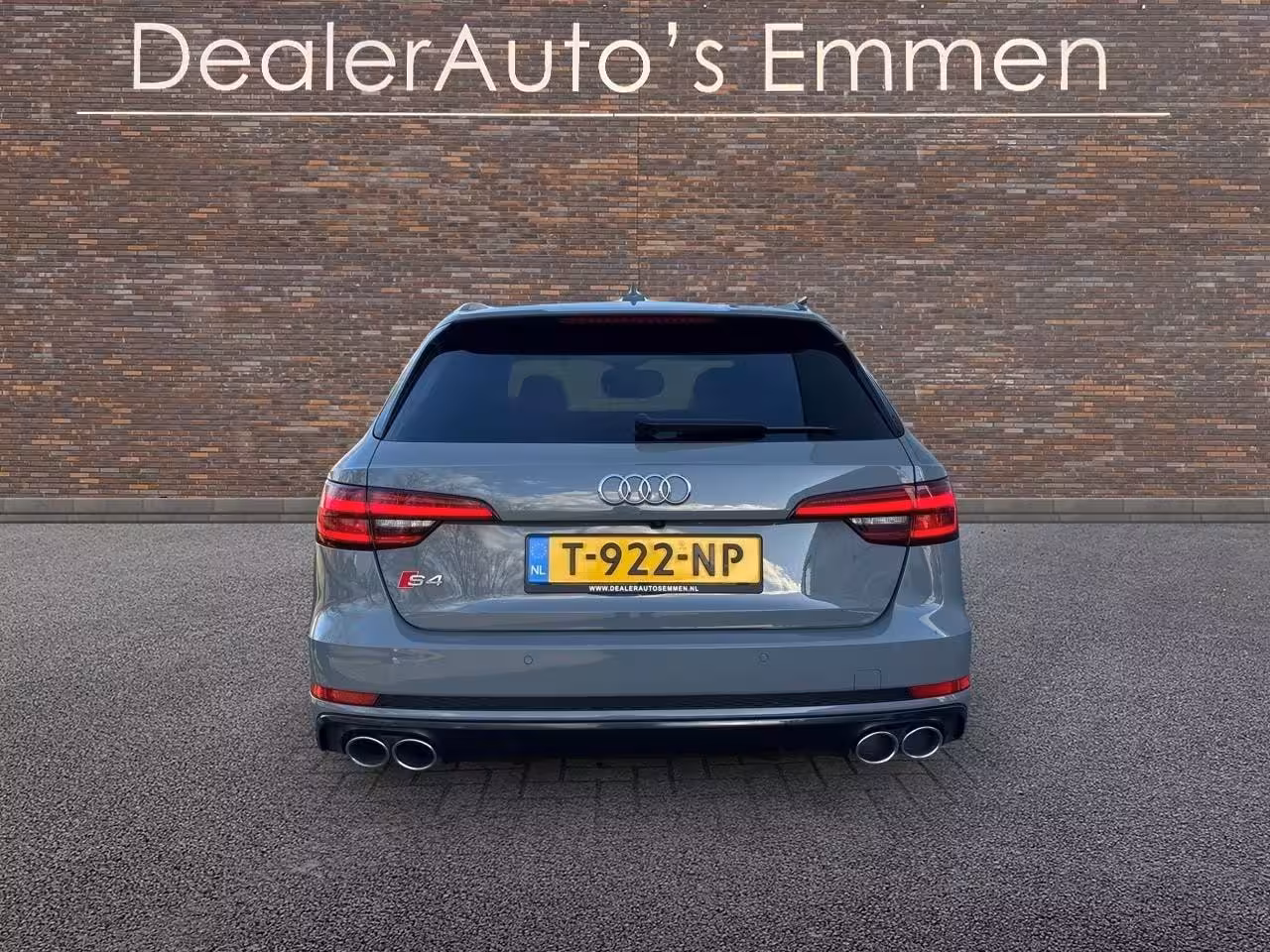 Audi S4 Avant 3.0 TDI S4 quattro A4 Avant 3.0 TDI S4 quattro