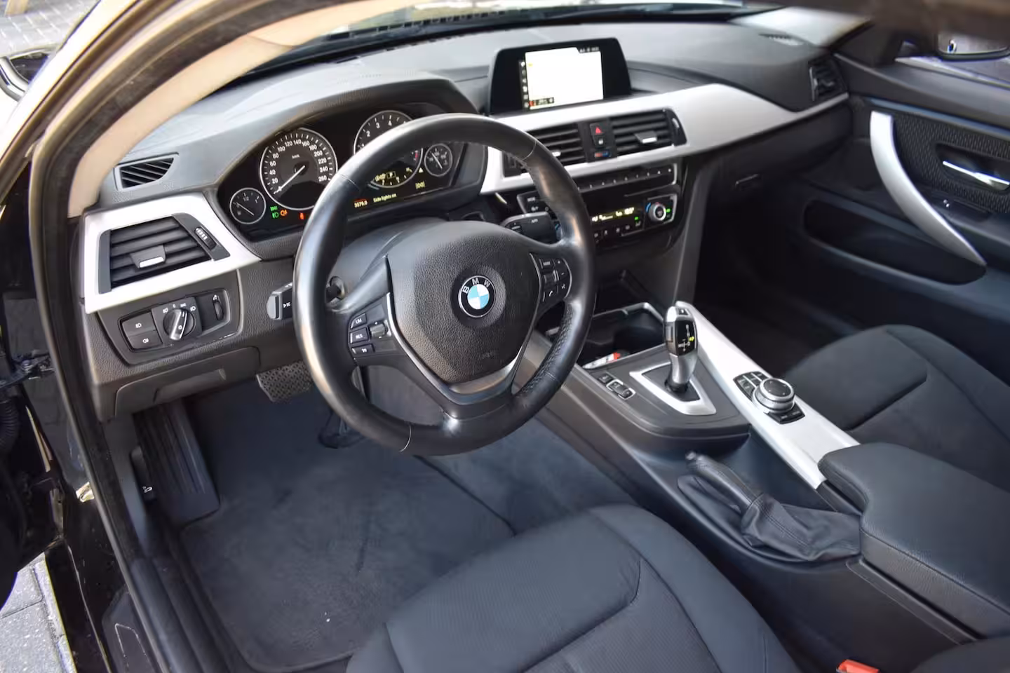 BMW 4-serie Gran Coupé 418i ECC LMV NAVIGATIE XENON